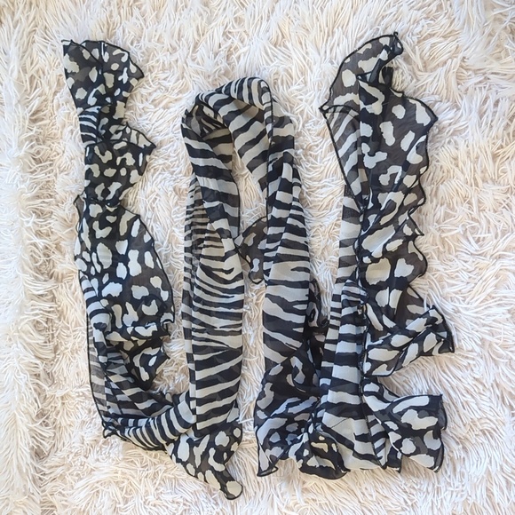 Summer Animal Print Scarf - Picture 2 of 3